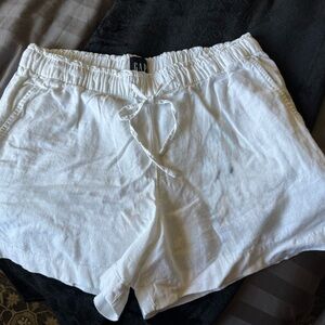 GAP Women's White Linen Blend Shorts